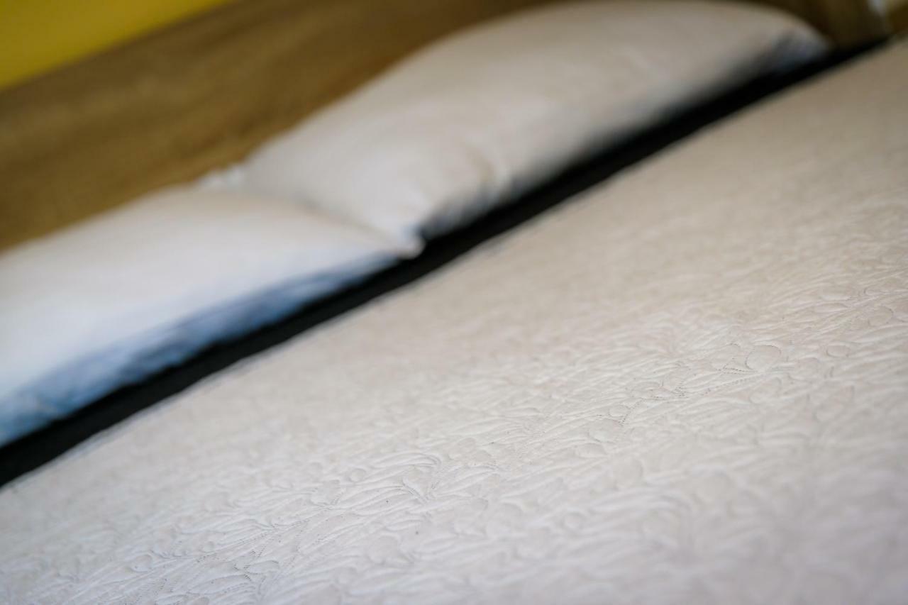 Apartman Jezevac คิร์ก ภายนอก รูปภาพ